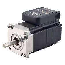 سروو موتور صنعتی یکی از انواع موتورهای الکتریکی می باشد، با این تفاوت که دارای دقت و حساسیت بالاتری نسبت به سایر موتورهای برق صنعتی می باشند.